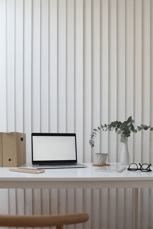 Tips for Organizing a Clutter-Free and Functional Home Office Space